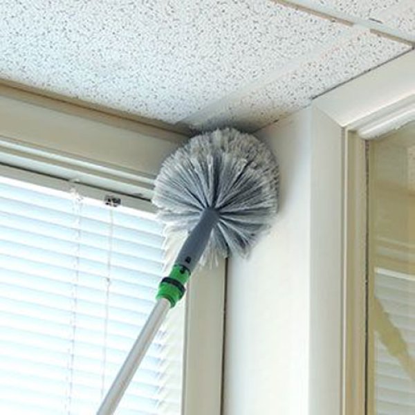 画像2: ウンガー　クモの巣ダスターブラシ　コブウェブ (2)